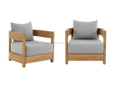 teak outdoor lounge chair